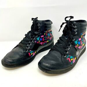 Vintage black Lacoste high tops in amazing condition.